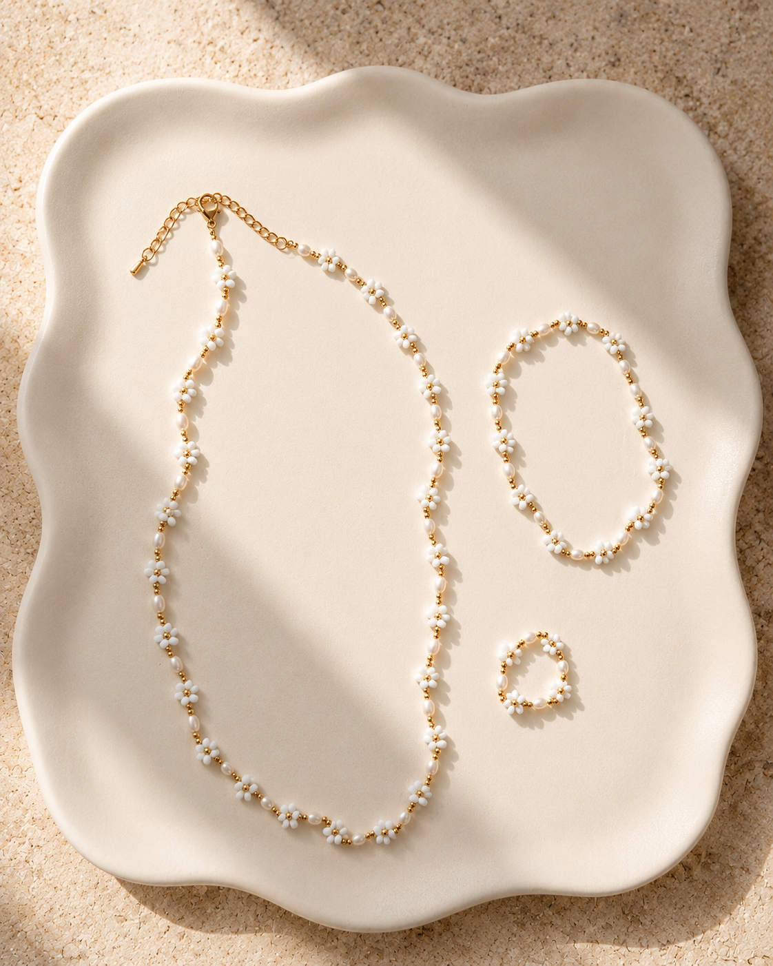 Freshwater Pearl and Flower Beaded Bracelet
