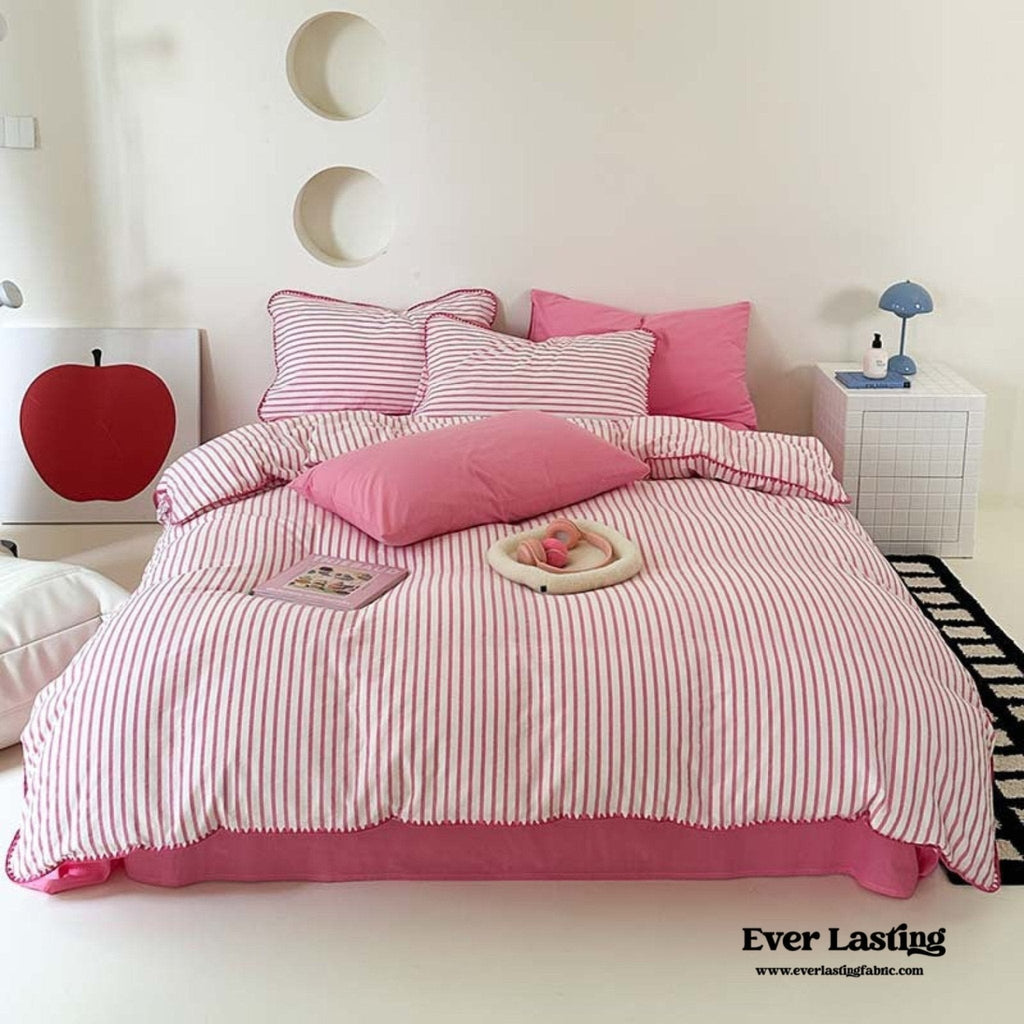 Pepper Candy Stripe Bedding Set / Fuchsia