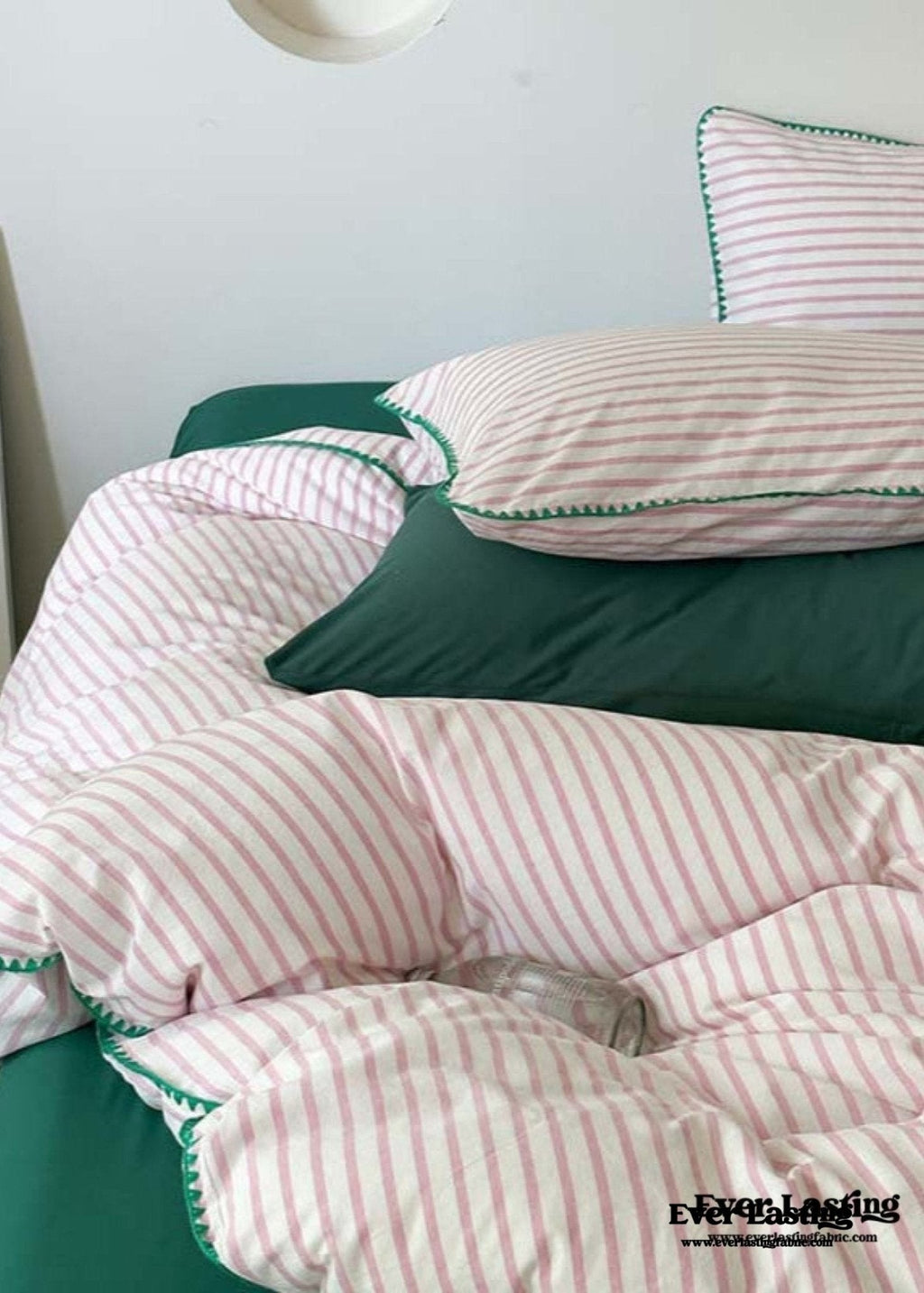 Pepper Candy Stripe Bedding Set / Fuchsia
