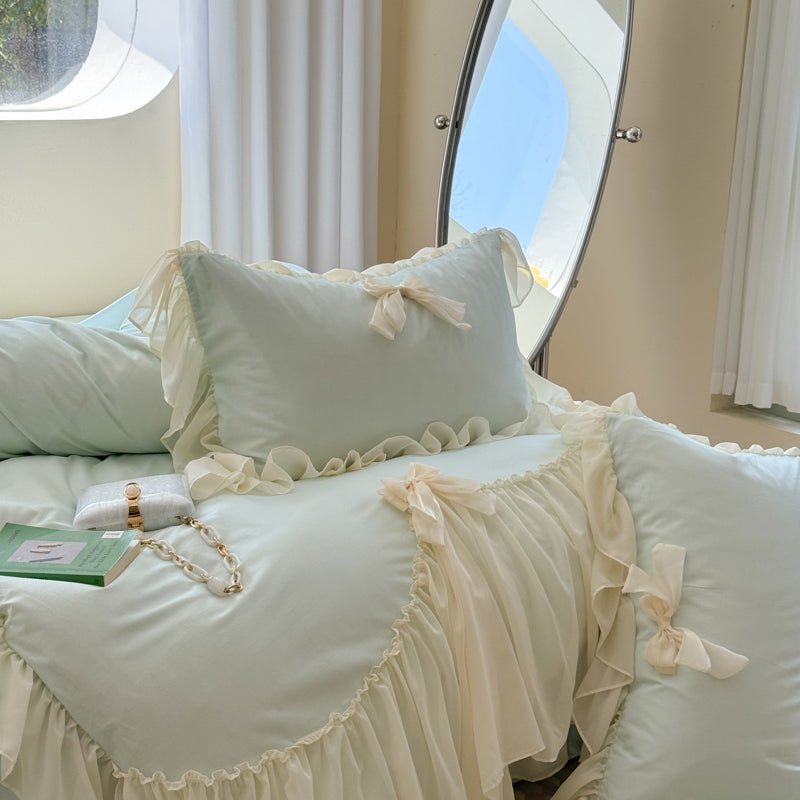 Ribbon Bow Airy Lace Bedding Set / Cream White