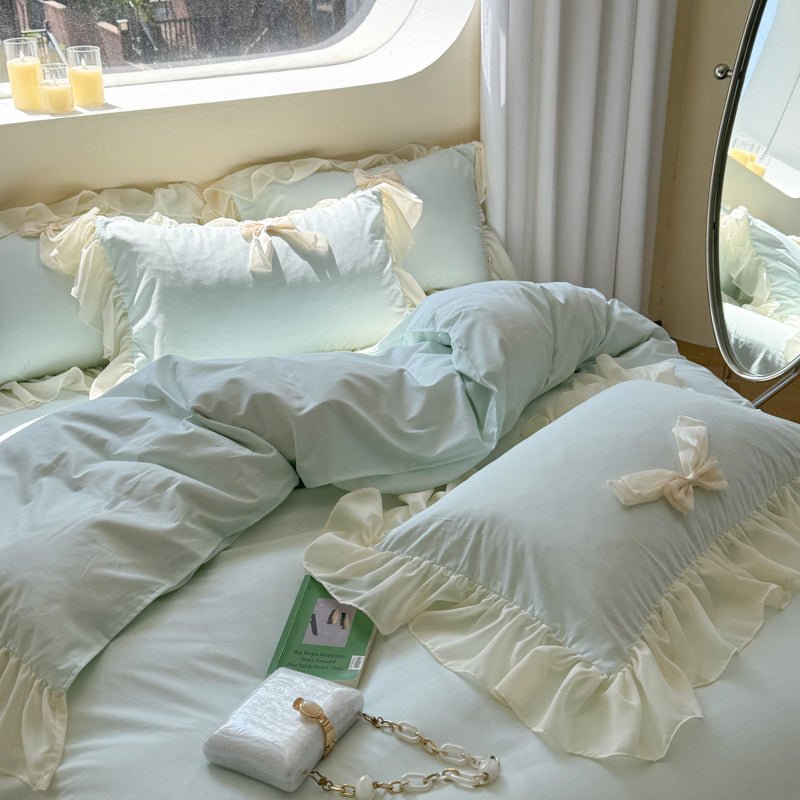 Ribbon Bow Airy Lace Bedding Set / Cream White