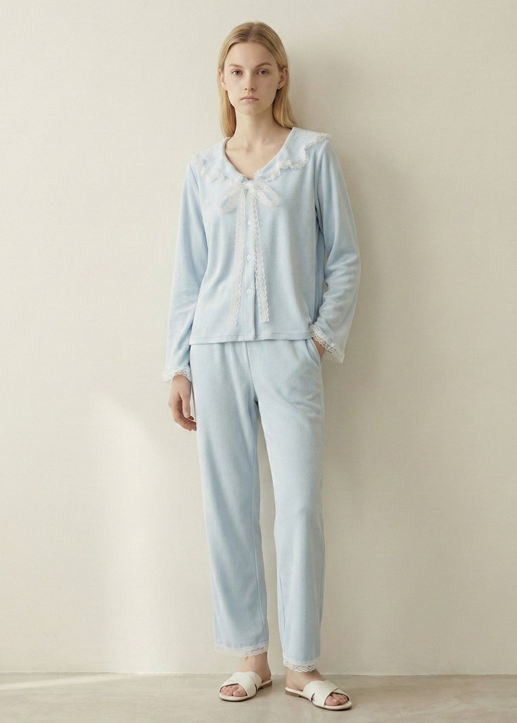 Rosy Velvet Coquette Lace Pajama Set / Pink
