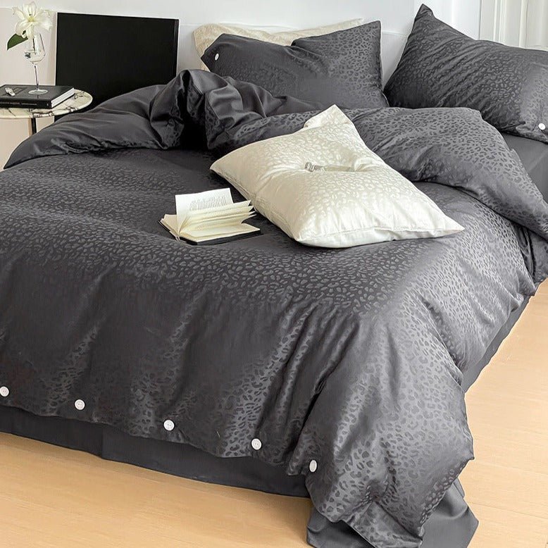 Silky Leopard Buttoned Bedding Set / Baby Pink