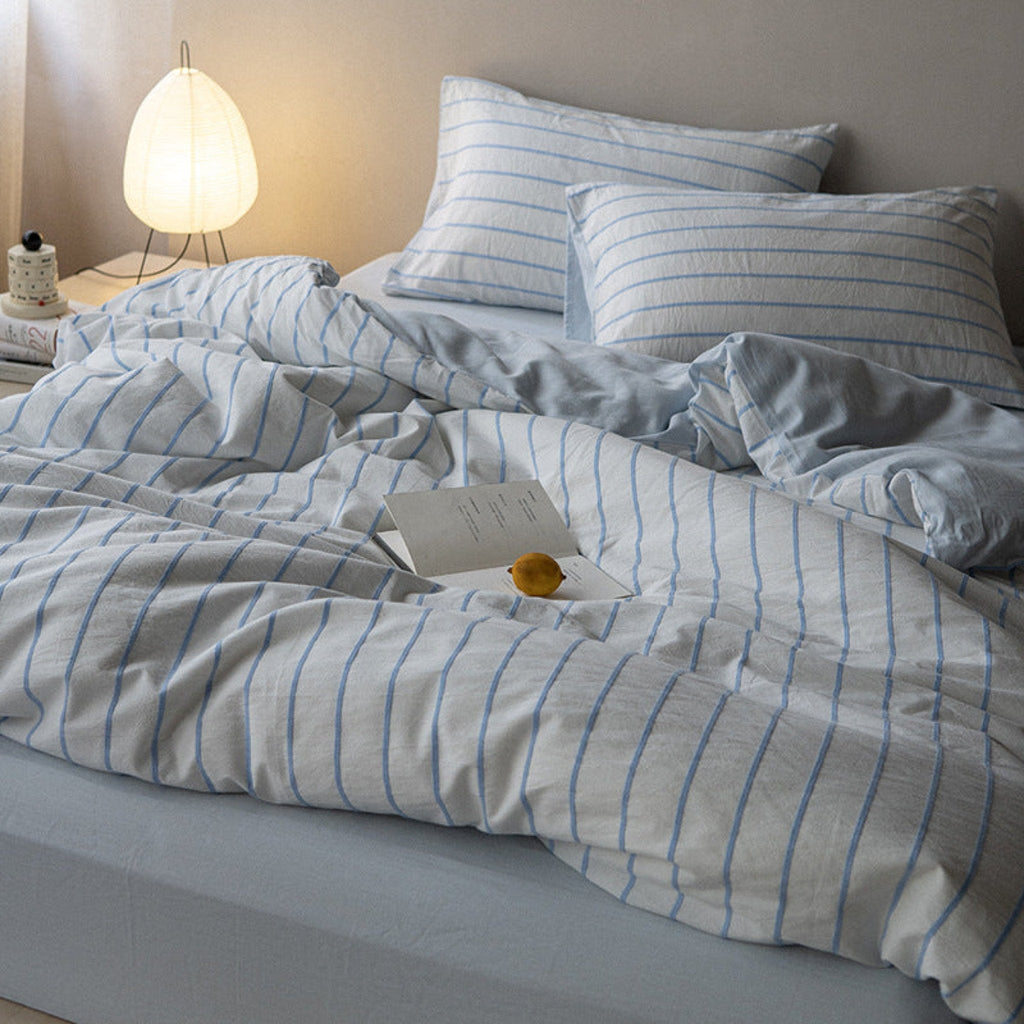 Skye Refreshing Striped Bedding Set / White