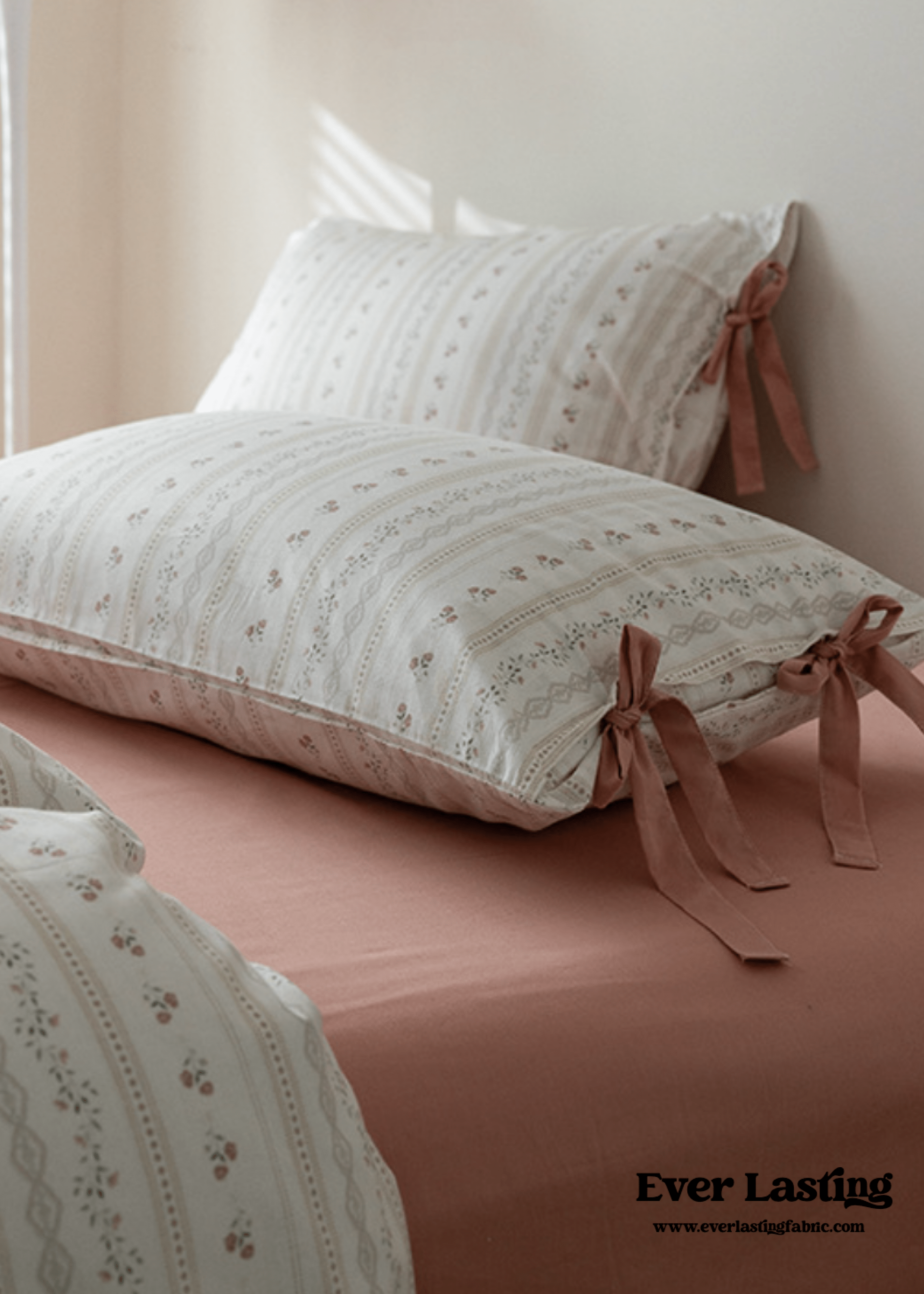 Soft Cottage Blue Ribbon Bedding Set / Blue