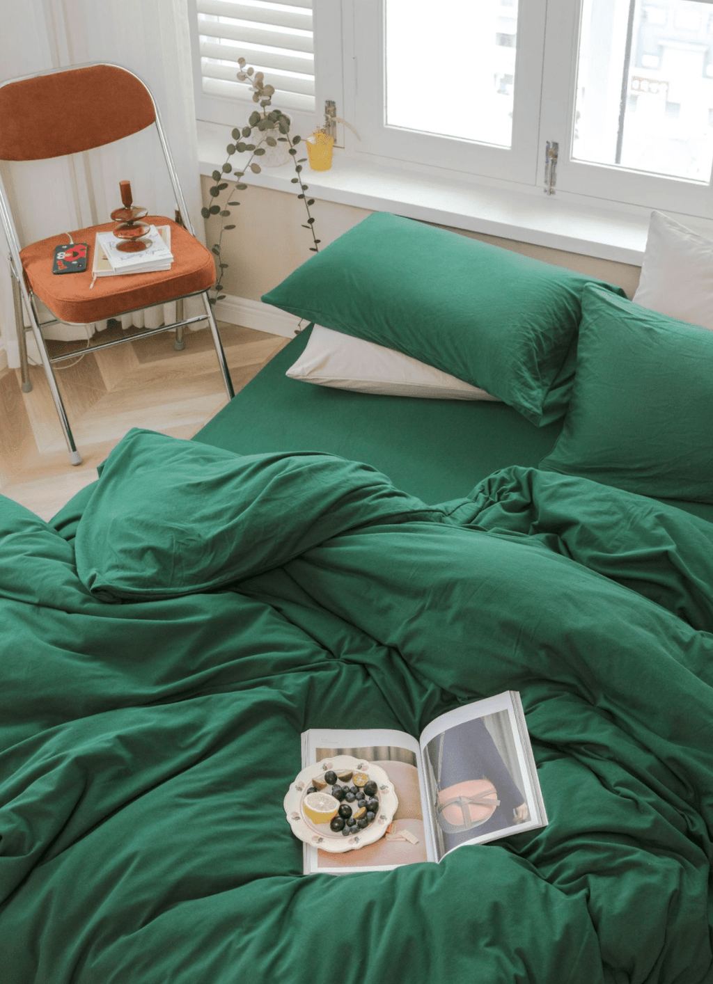 Solid Bedding Set / White