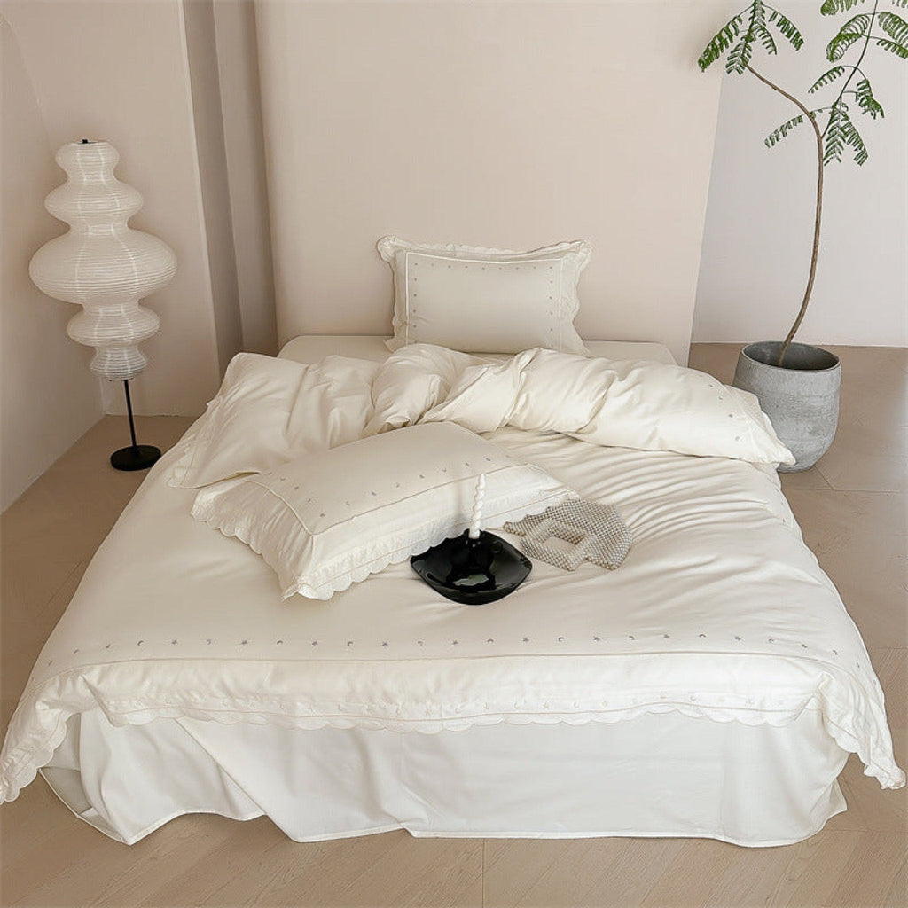 Star Gaze Short Cake Ruffle Bedding Set / Purple