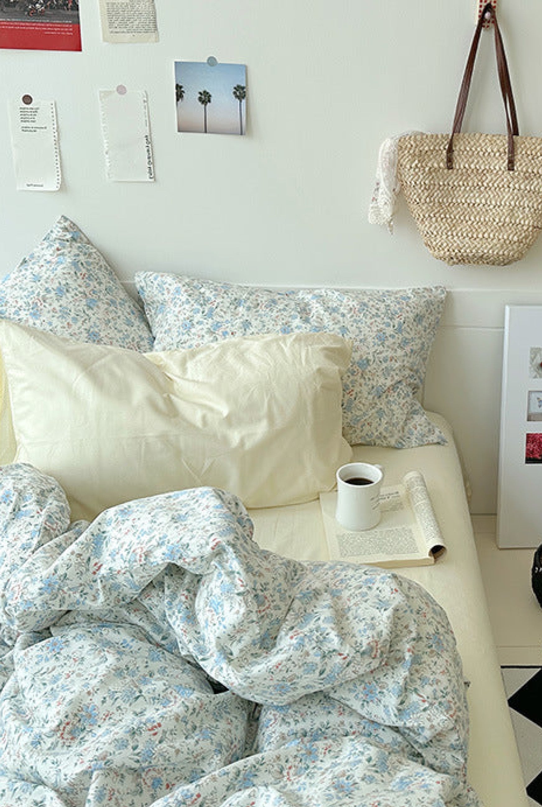 Sweet Floral Bedding Set / Floral Blue