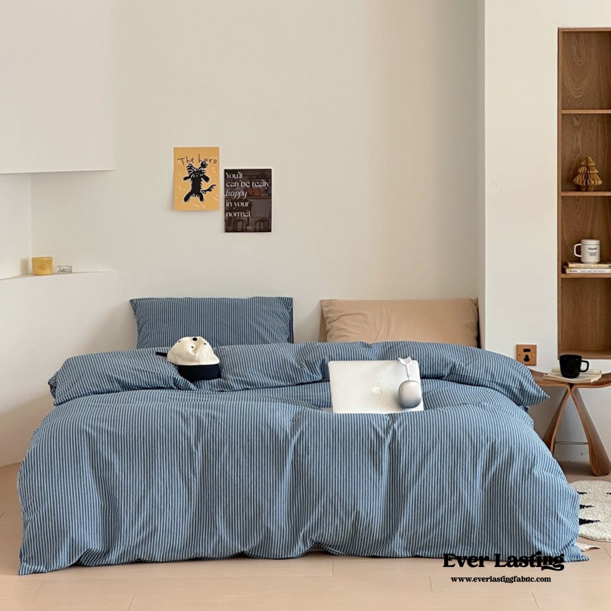 Thin Striped Duvet Cover / Red