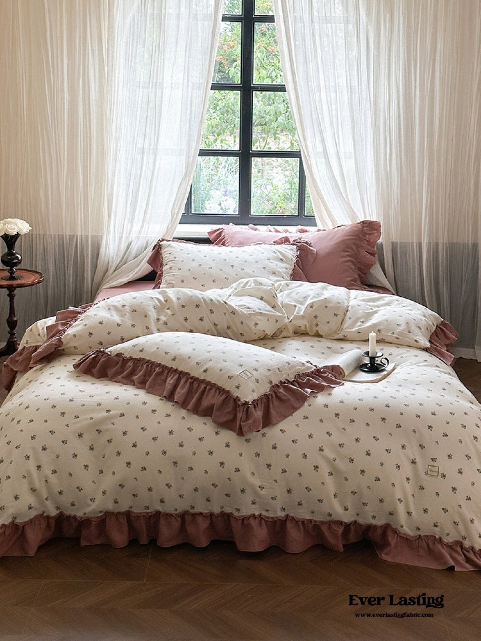 Vivienne Floral Double Gauze Bedding Set / Blush Pink
