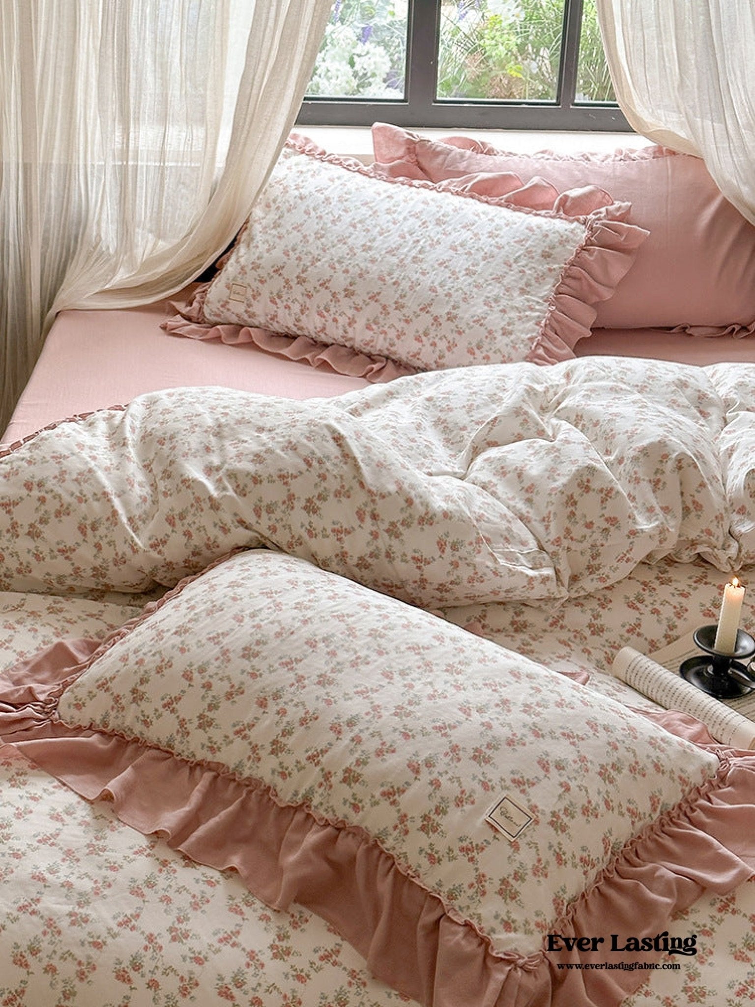 Vivienne Floral Double Gauze Bedding Set / Blush Pink