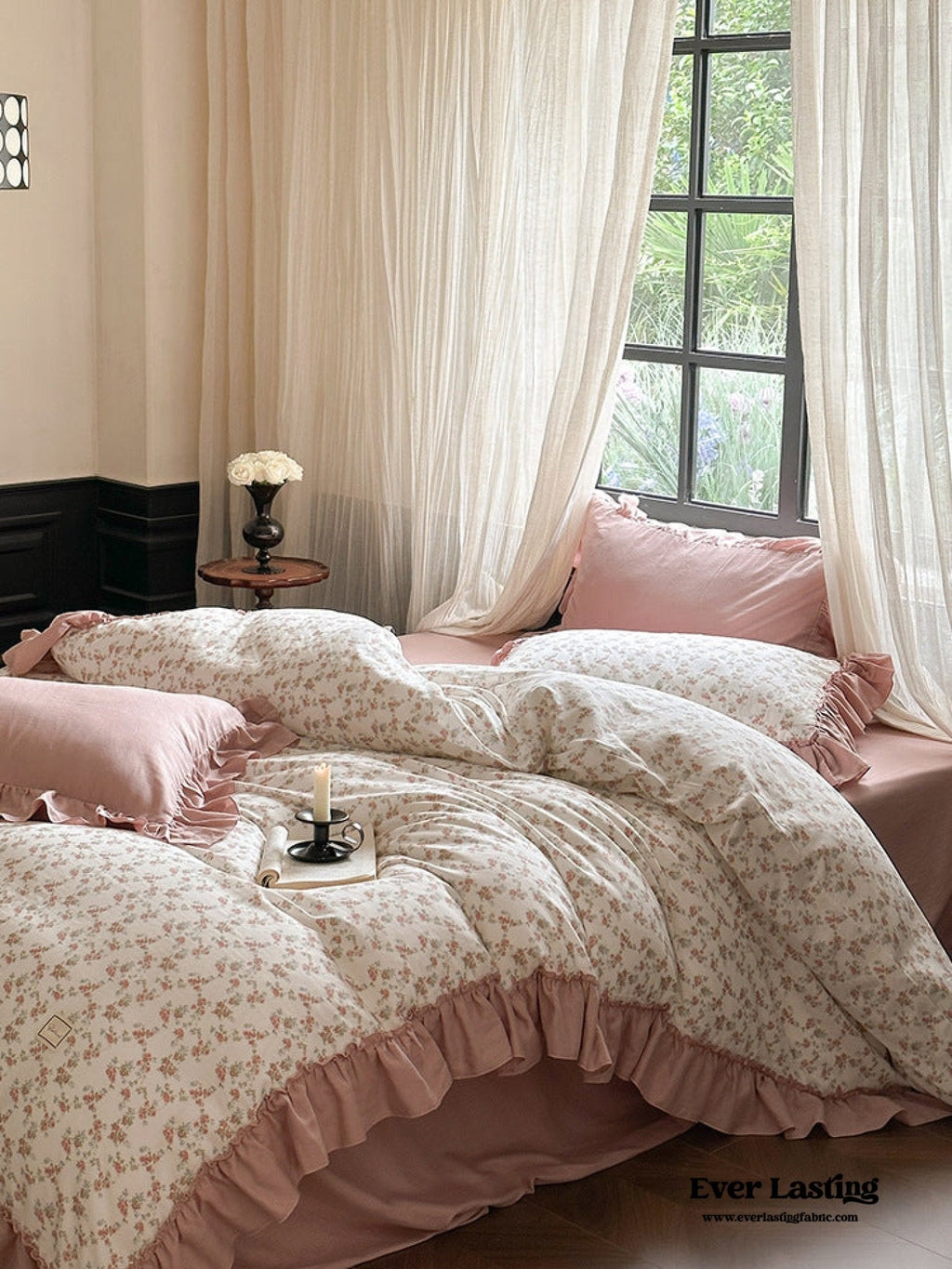 Vivienne Floral Double Gauze Bedding Set / Cobalt Blue