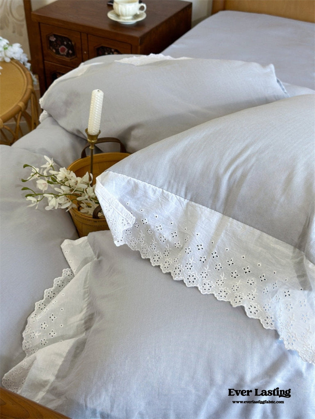 White Ruffle Lace Bedding Set / Purple